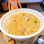 手打ちうどん 大蔵 - 載せても大丈夫との許可のもと
      試作品のホルモン玉子とじうどん