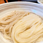 手打ちうどん 大蔵 - 個人的に、うどんは冷系で
      蕎麦は温系でいただきたい感じの旨さ