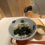 だし茶漬けえん - 三陸産いわしの胡麻醤油とわかめの出汁茶漬け　出汁