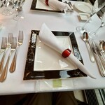 ワイン＆ダイニング デーメテール - 