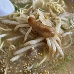 江ちゃんラーメン - ラーメンにドボン