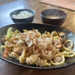 松阪が誇る名物!鶏みそ焼き肉 松阪食堂 - 