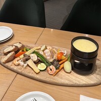 Tsuchi 農園野菜とチーズ料理 - 