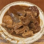 串かつラブリー - おでん&牛すじの盛り合わせ  迫力満点