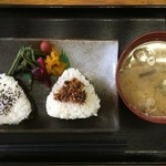 やまびこ茶屋 - おにぎりセット。