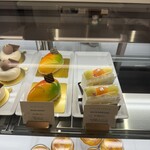 ザ・ペニンシュラ ブティック&カフェ - マンゴーマンゴー、メロンショートケーキも期間限定