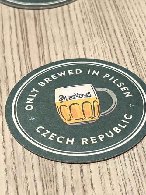 万博チェコ館ビンバッチPilsner Urquell ビール ピルスナー チェコ