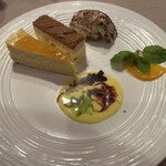 マンマパスタ - ②デザートワゴンサービス:デザート3種盛りドリンク付950円(チーズケーキ・モンブラン・ティラミス)