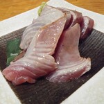 府中日本酒バルTOKUTOUSEKI - 【周年祭】初鰹の炙り500円