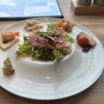 HICKORY Sea Side cafe - 