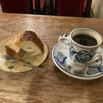 301096390 - リンゴとシナモンのパウンドケーキ+フレンチロースト