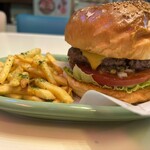 アンチェイン ダイナー - なかなかハンサム(͏ ˉ ꈊ ˉ)