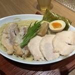 麺 ヒキュウ - 