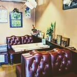 めるへん - 56年の歴史を感じる店内