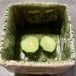 NOMI RESTAURANT - A cucumber that doesn' t realize it's being 　cut「よく切れる」と「美味しく切れる」