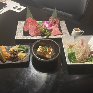 和牛赤身肉コース¥10,000