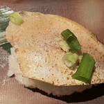 新潟地場もん越たんたん - 炙りノドグロ寿司