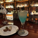 バー ディヴァイン - 