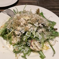 grigio la tavola - 