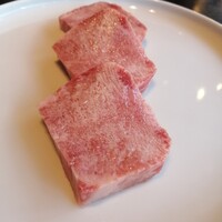 焼肉うしごろ 銀座並木通り店 - 極旨厚切りタン♥️