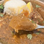 スパイスカレー あかつ亭 - ✅大根と鯖のカレー¥1.210の1種盛り一択！
      ✅卵のピクルス¥110 →¥220値上がりへ
      　　総計¥1.430
      　※相変わらずキャッシュオンリー