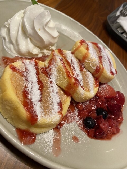 モモチカフェ&ダイニング MARK IS 福岡ももち店 （MoMoChi CAFE&DINING