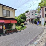 天石上海楼 - 老人介護保険施設が目印