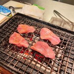 ホルモン焼 婁熊東京 - 