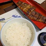 炭焼うなぎ 加茂 - “長焼きご飯・上・肝吸・漬物” 4,200円（税込）。