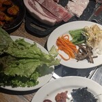 韓国プレミアム食べ放題 PORK 88 - 