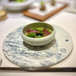 JINBO MINAMI AOYAMA - 冷たい茶碗蒸し）アサリとハマグリ、甘エビ､キャビア､スナップエンドウ､もずくで甘酸っぱく美味しい｡