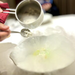 JINBO MINAMI AOYAMA - テーブル上で仕上げ！動画の方がいいですね(^^)