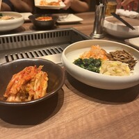 焼肉うしごろ 新宿三丁目店 - 