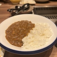 焼肉うしごろ 新宿三丁目店 - 