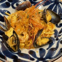 MAKIBI - ピーチ - 有頭海老とムール貝の濃厚ペスカトーレ・ビスク仕立て