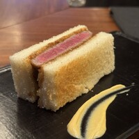 焼肉割烹QUON - 名物ヒレカツサンド