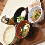 すき家  - 料理写真:牛まぜのっけ朝食・ごはんミニ（３９０円）２０２５年５月