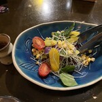 旬菜処 びいどろ - サラダです。