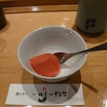 塩竈 すし哲 S-PAL仙台店 - 自家製のイチゴシャーベット