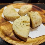 カジュアルダイニング楽 - タケノコの唐揚げ