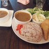 カレーバー・ガク