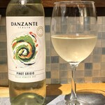 トラットリア アルモメント - 【今夜のお供②】Danzante Pinot Grigio。イタリア　トスカーナ州のピノグリージョ。カルパッチョとの相性が抜群。