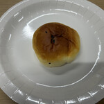 ミルクロール - 粒あんぱん