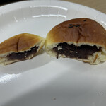 ミルクロール - 粒あんぱん