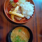 びっくりドンキー 鷺沼店 - 