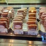 キュルノンチュエ - 数あるソーセージは 何れを購入するか悩みどころ