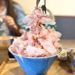 紗莉庵 - 料理写真:・"天使のはね" かつおぶし丼定食 900円/税込
・かつおぶし てんこ盛り300円/税込
・金印生おろしわさび 100円/税込