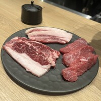 金山成吉思汗 - 