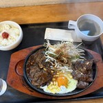 炭火焼きハンバーグ＆ステーキ アトム - 