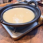 NOT A HOTEL KITAKARUIZAWA - 鶏白湯水炊きのスープ